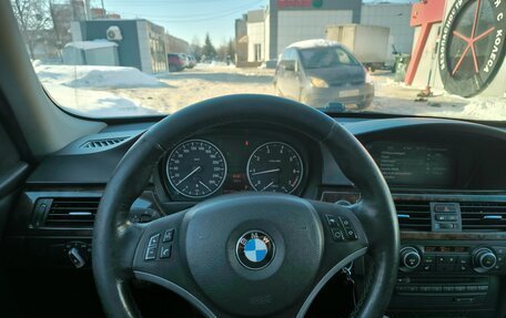 BMW 3 серия, 2009 год, 1 080 000 рублей, 14 фотография