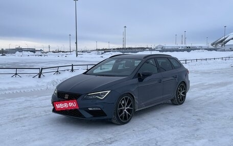 SEAT Leon Cupra III, 2018 год, 3 200 000 рублей, 6 фотография