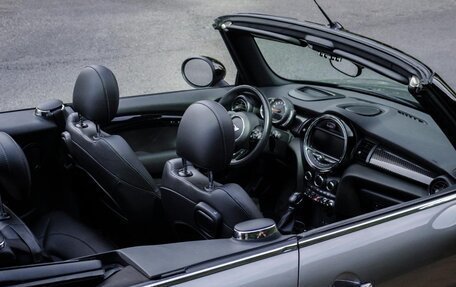 MINI Cabrio, 2017 год, 2 370 000 рублей, 6 фотография