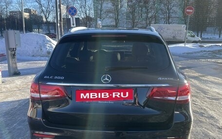 Mercedes-Benz GLC, 2017 год, 3 100 000 рублей, 22 фотография