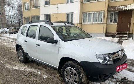 Renault Duster I рестайлинг, 2019 год, 1 395 000 рублей, 2 фотография