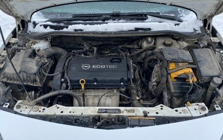 Opel Astra J, 2013 год, 820 000 рублей, 15 фотография