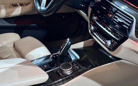 BMW 5 серия, 2018 год, 3 988 000 рублей, 5 фотография