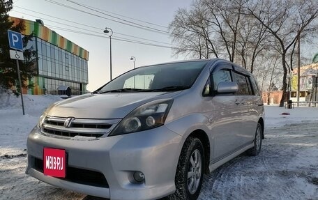 Toyota ISis I, 2010 год, 1 185 000 рублей, 1 фотография