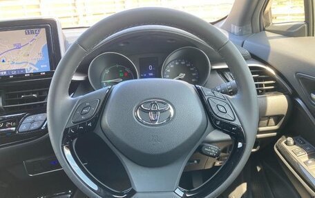 Toyota C-HR I рестайлинг, 2019 год, 1 460 000 рублей, 14 фотография