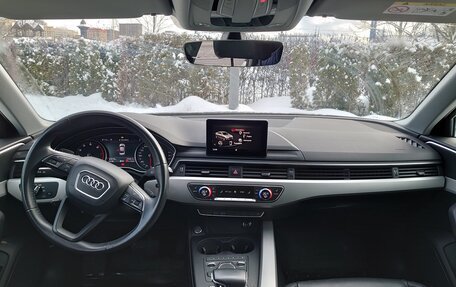 Audi A4, 2019 год, 2 850 000 рублей, 2 фотография