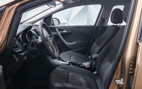 Opel Astra J, 2013 год, 939 000 рублей, 10 фотография