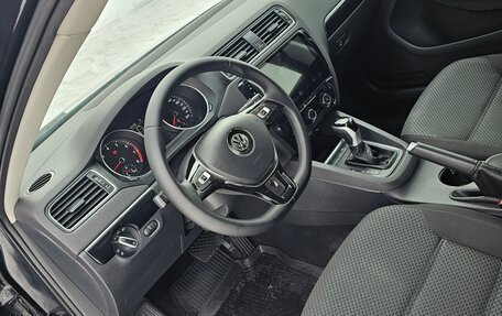 Volkswagen Jetta VI, 2018 год, 1 650 000 рублей, 8 фотография