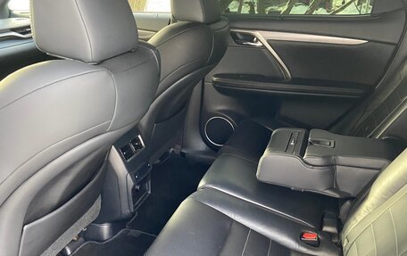 Lexus RX IV рестайлинг, 2016 год, 3 350 000 рублей, 13 фотография