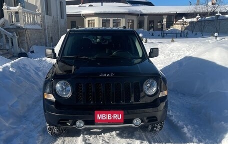 Jeep Liberty (Patriot), 2014 год, 1 575 000 рублей, 1 фотография