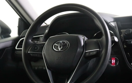 Toyota Camry, 2018 год, 2 645 000 рублей, 17 фотография