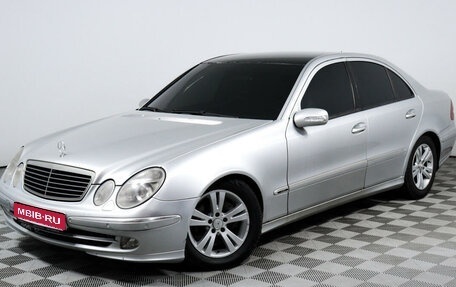 Mercedes-Benz E-Класс, 2002 год, 750 000 рублей, 1 фотография