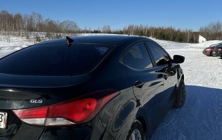Hyundai Elantra V, 2013 год, 1 350 000 рублей, 2 фотография
