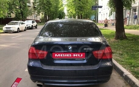 BMW 3 серия, 2011 год, 1 000 000 рублей, 8 фотография