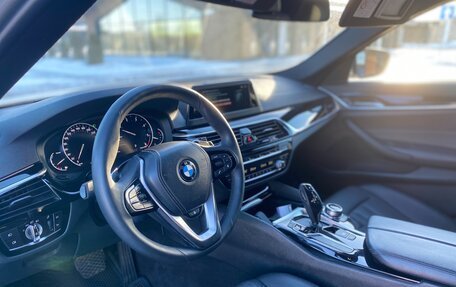 BMW 5 серия, 2018 год, 2 849 000 рублей, 11 фотография
