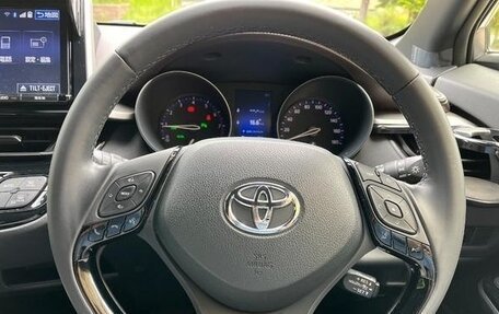 Toyota C-HR I рестайлинг, 2019 год, 1 410 000 рублей, 17 фотография