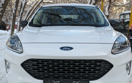 Ford Escape, 2019 год, 2 090 000 рублей, 2 фотография