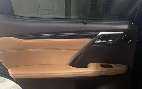 Lexus RX IV рестайлинг, 2019 год, 5 500 000 рублей, 14 фотография