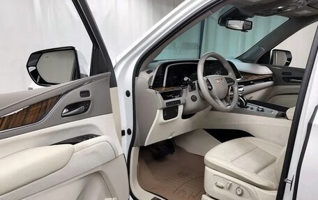 Cadillac Escalade V, 2021 год, 11 314 000 рублей, 10 фотография
