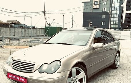 Mercedes-Benz C-Класс, 2003 год, 890 000 рублей, 3 фотография