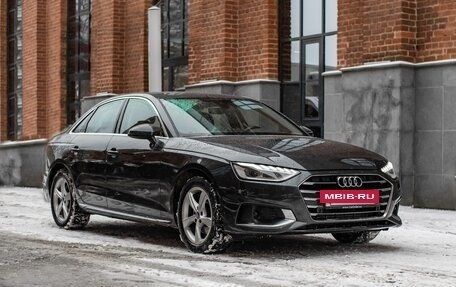 Audi A4, 2019 год, 2 790 000 рублей, 3 фотография