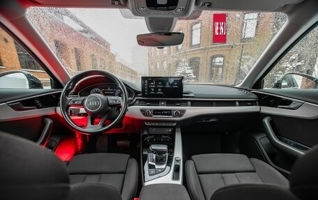 Audi A4, 2019 год, 2 790 000 рублей, 14 фотография
