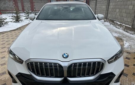 BMW 5 серия, 2023 год, 9 890 000 рублей, 2 фотография