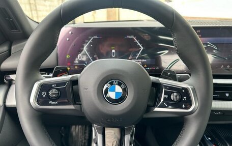 BMW 5 серия, 2023 год, 9 890 000 рублей, 13 фотография