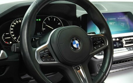 BMW 3 серия, 2019 год, 4 899 000 рублей, 24 фотография
