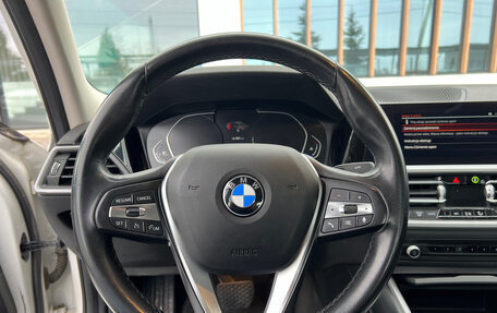 BMW 3 серия, 2021 год, 2 990 000 рублей, 5 фотография