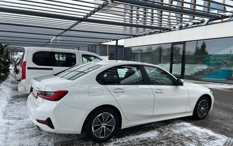 BMW 3 серия, 2021 год, 2 990 000 рублей, 17 фотография