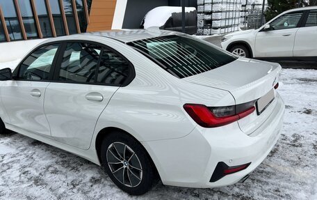 BMW 3 серия, 2021 год, 2 990 000 рублей, 19 фотография