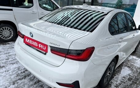 BMW 3 серия, 2021 год, 2 990 000 рублей, 20 фотография