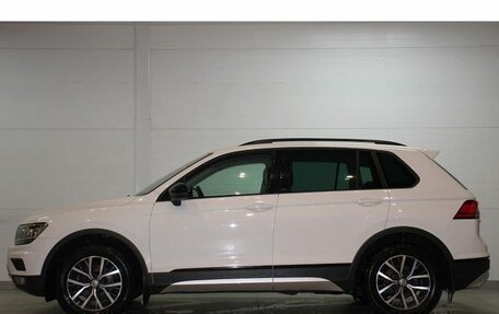 Volkswagen Tiguan II, 2020 год, 2 549 000 рублей, 2 фотография