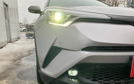 Toyota C-HR I рестайлинг, 2020 год, 1 850 000 рублей, 6 фотография