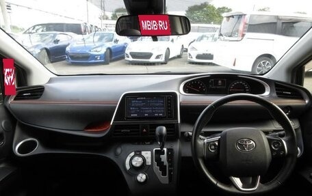 Toyota Sienta II, 2020 год, 1 250 000 рублей, 11 фотография