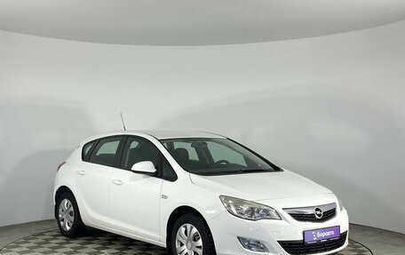 Opel Astra J, 2011 год, 990 000 рублей, 2 фотография