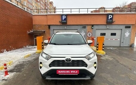 Toyota RAV4, 2021 год, 3 150 000 рублей, 19 фотография