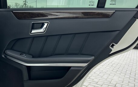 Mercedes-Benz E-Класс, 2011 год, 1 799 000 рублей, 24 фотография