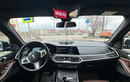 BMW X7, 2021 год, 10 500 000 рублей, 8 фотография