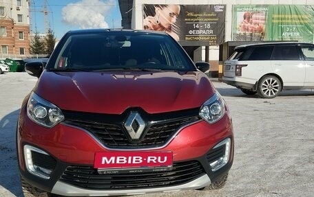 Renault Kaptur I рестайлинг, 2019 год, 1 799 000 рублей, 2 фотография