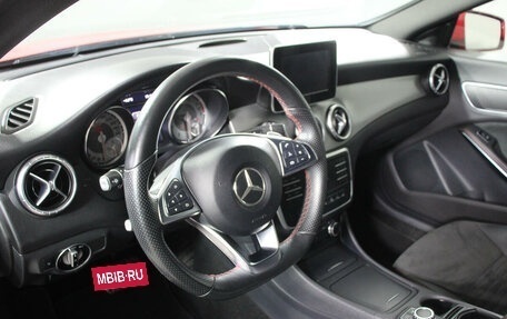 Mercedes-Benz CLA, 2015 год, 1 990 000 рублей, 14 фотография
