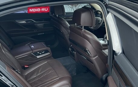 BMW 7 серия, 2015 год, 4 400 000 рублей, 12 фотография