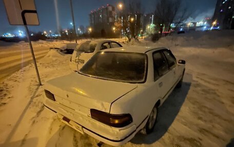 Toyota Carina, 1990 год, 140 000 рублей, 4 фотография