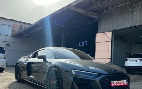 Audi R8, 2019 год, 18 000 000 рублей, 2 фотография