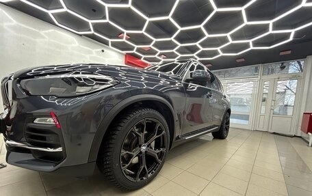 BMW X5, 2018 год, 7 000 000 рублей, 2 фотография