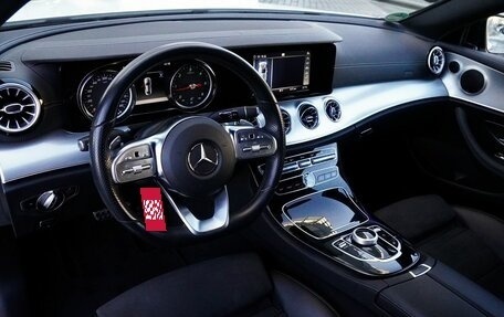 Mercedes-Benz E-Класс, 2020 год, 5 000 000 рублей, 11 фотография