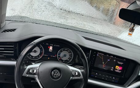 Volkswagen Touareg III, 2018 год, 3 900 000 рублей, 10 фотография