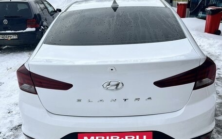 Hyundai Elantra VI рестайлинг, 2019 год, 1 380 000 рублей, 4 фотография