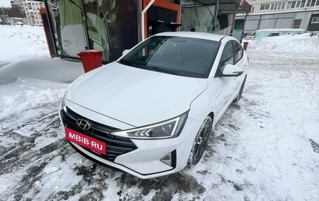 Hyundai Elantra VI рестайлинг, 2019 год, 1 380 000 рублей, 7 фотография